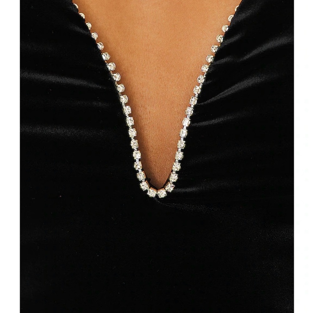 Elegant Black Rhinestone Strapless Dress